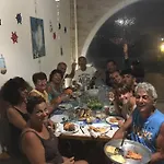 Theoni