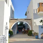 Theoni Kastraki (Naxos)