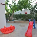 Theoni * Kastraki (Naxos)