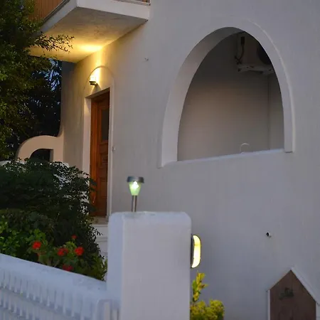 Apartamento Theoni